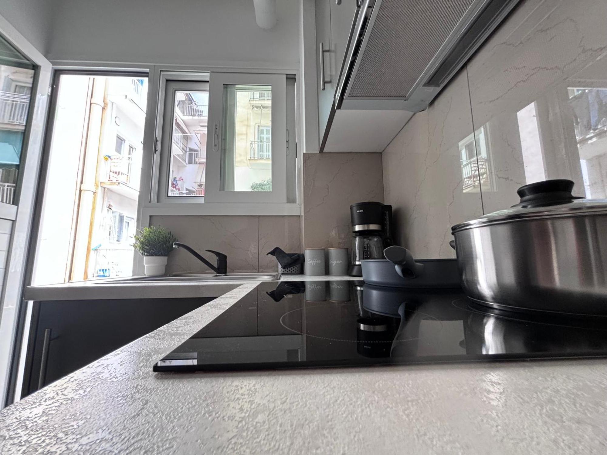 Cozy Apartment In The Heart Of Athens Ngoại thất bức ảnh